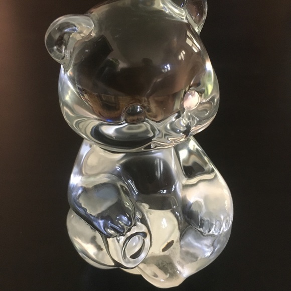 Vintage 3.5” clear glass bear cub statue - Picture 2 of 8